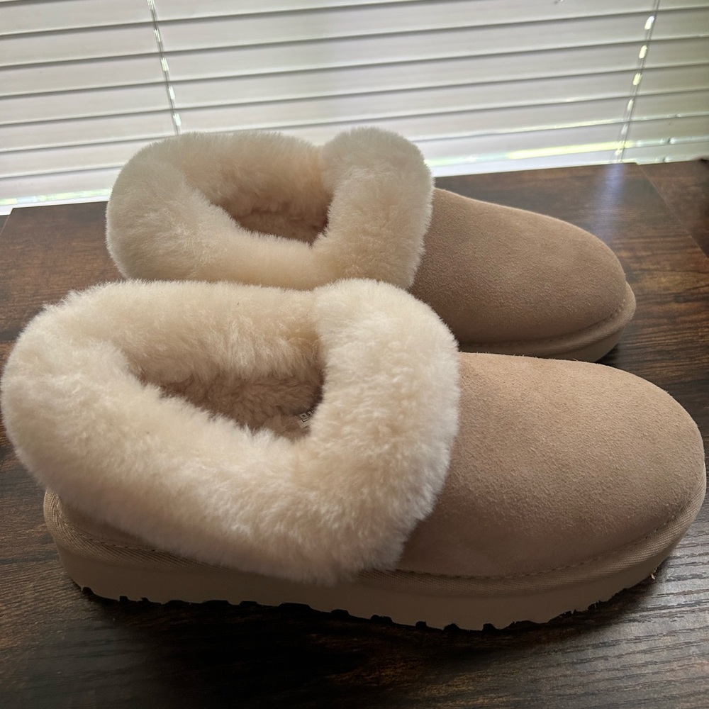 Ugg Nirta Sand Silppers